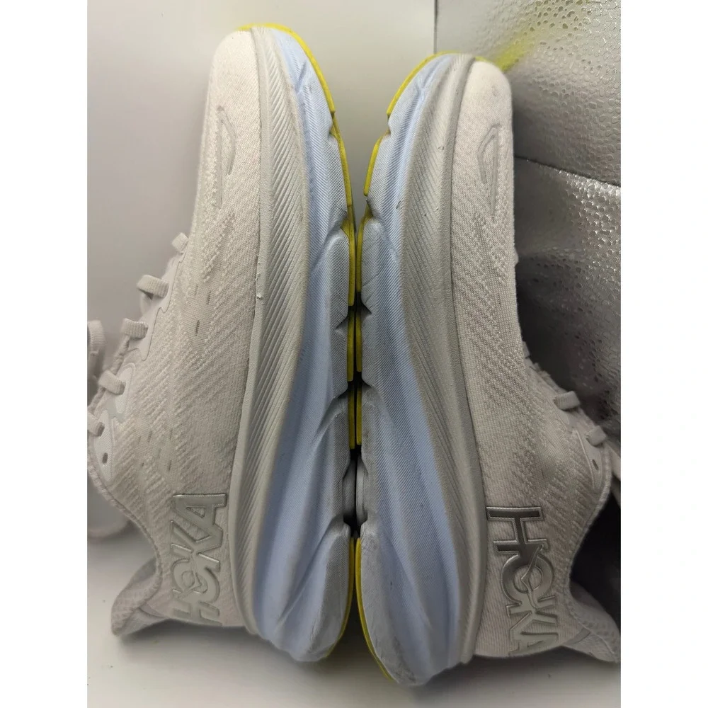 Hoka One One Clifton 8 Running Shoes Womens 6 Grey Good Athletic Sneaker